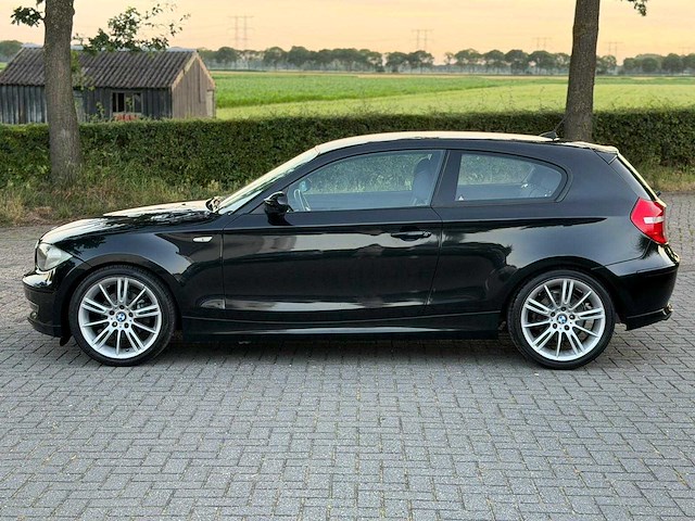 Bmw 1-serie 118i business line 93-xp-ns - afbeelding 10 van  19