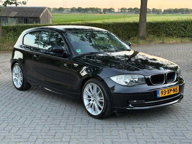 Bmw 1-serie 118i business line 93-xp-ns - afbeelding 17 van  19