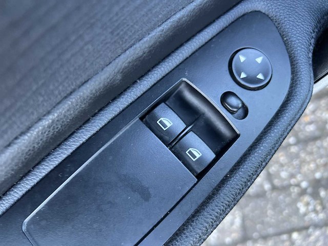 Bmw 1-serie 118i business sport 2008 | 61-kzf-5 - afbeelding 4 van  8
