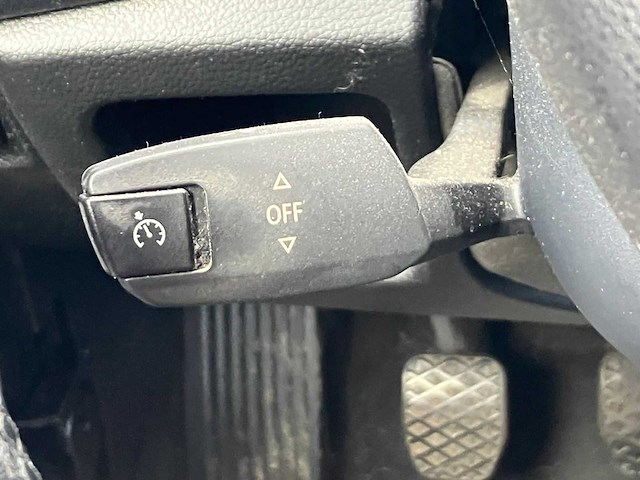 Bmw 1-serie 118i effdyn.bnsl.ed. , 01-pfg-7 - afbeelding 3 van  11