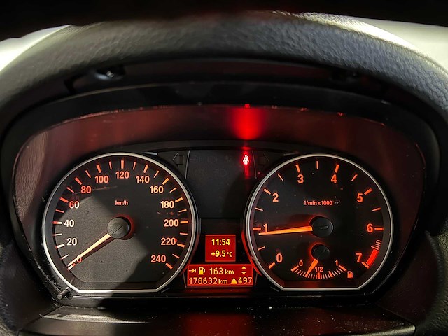 Bmw 1-serie 118i effdyn.edition, p-371-sl - afbeelding 13 van  13