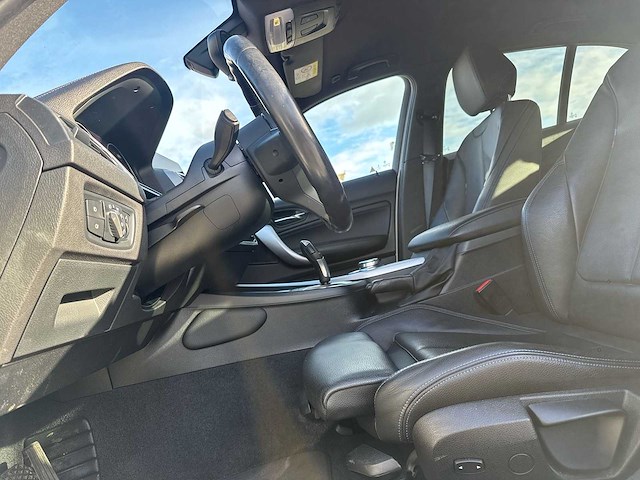 Bmw 1-serie 118i executive 2018 | tg-769-f - afbeelding 3 van  19