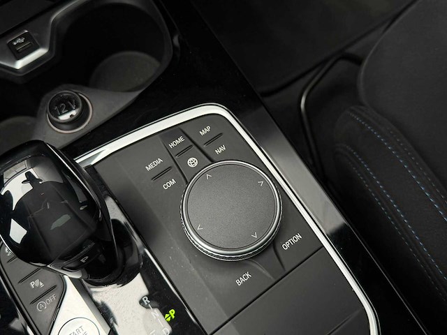 Bmw 1-serie 118i executive ed. 2020 | h-069-vt iaw - afbeelding 4 van  30