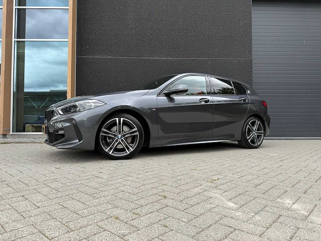 Bmw 1-serie 118i high exec ; k-375-rl, automaat - afbeelding 2 van  37
