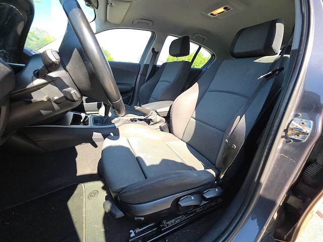 Bmw 1-serie 118i high executive 2007 | 53-tt-nn - afbeelding 2 van  25