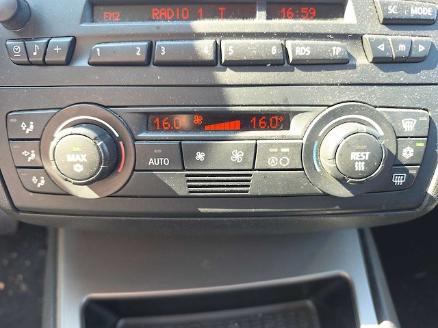 Bmw 1-serie 118i high executive 2007 | 53-tt-nn - afbeelding 14 van  25