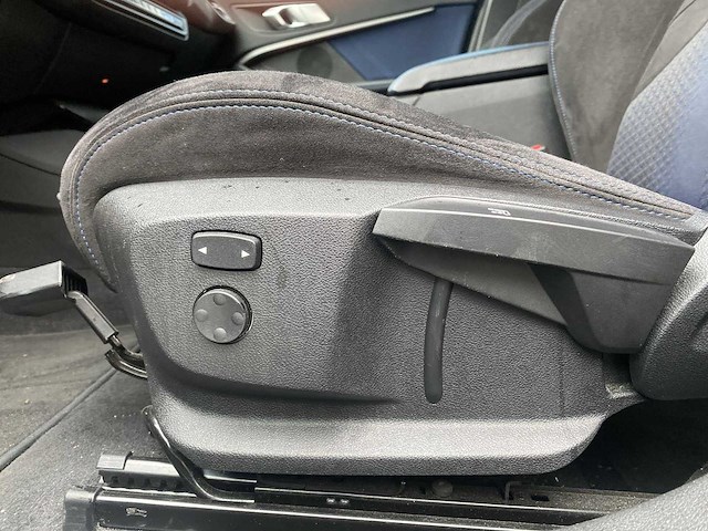 Bmw 1-serie 118i high executive 2020 | t-577-jb - afbeelding 27 van  30