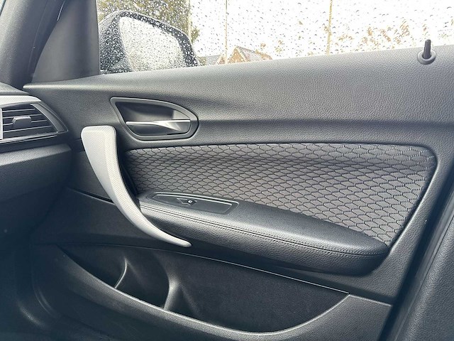 Bmw 1-serie 118i high executive m-sport 2017 | r-658-gj - afbeelding 28 van  35