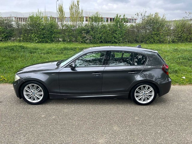 Bmw 1-serie 118i , xn-301-r - afbeelding 13 van  19