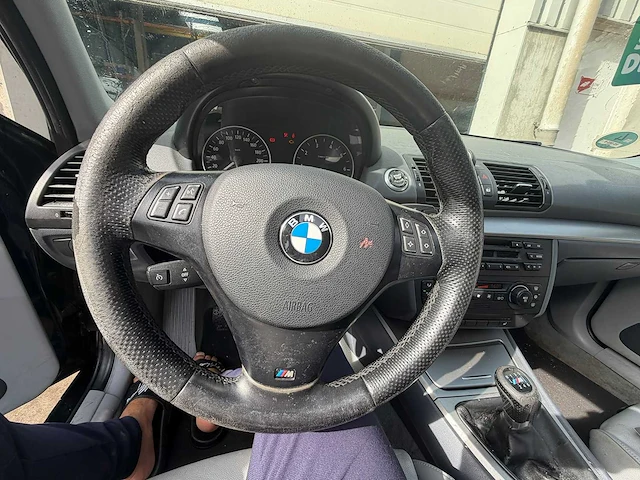 Bmw 1-serie 120i executive, rs-563-b - afbeelding 8 van  19