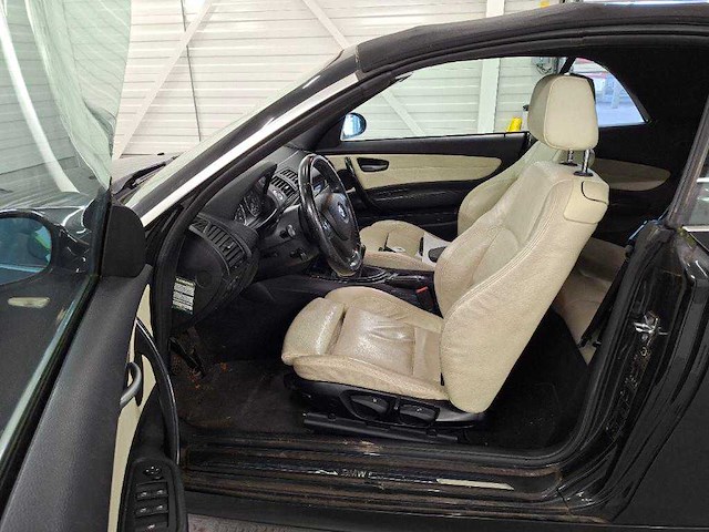 Bmw 1-serie cabrio 118i high executive, 19-zr-zr - afbeelding 9 van  11