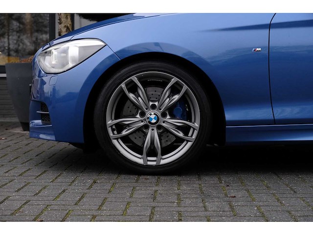 Bmw 1-serie m135i xd. executive 2013 | n-615-fx iaw - afbeelding 30 van  39