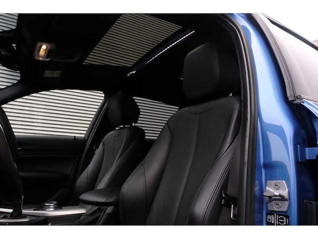 Bmw 1-serie m135i xd. executive 2013 | n-615-fx iaw - afbeelding 8 van  26