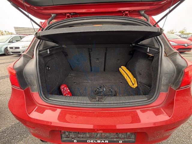 Bmw 116 hatch (f20 lci) advantage, 2018 - afbeelding 18 van  37