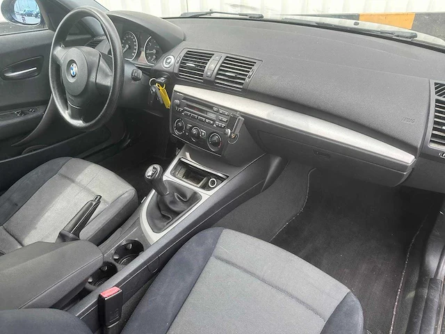 Bmw 116i, 13-rs-nf - afbeelding 4 van  4