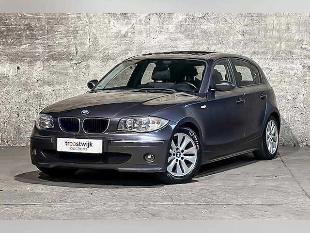 Bmw 116i 1.6 116pk 2006, j-323-fz - afbeelding 1 van  50