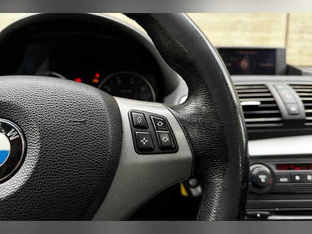 Bmw 116i 1.6 116pk 2006, j-323-fz - afbeelding 27 van  50