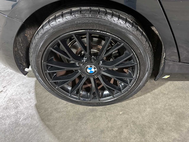 Bmw 116i business+ 136pk 2012 1-serie (origineel-nl) automaat, 33-xht-3 - afbeelding 23 van  36