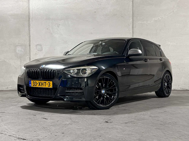Bmw 116i business+ 136pk 2012 1-serie (origineel-nl) automaat, 33-xht-3 - afbeelding 23 van  63