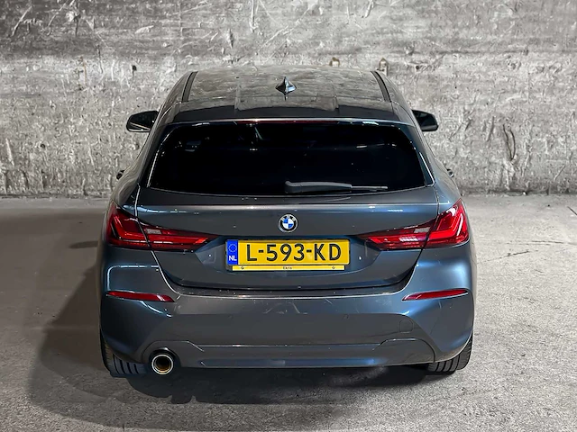 Bmw 116i business edition 109pk 2021 1-serie (origineel-nl), l-593-kd - afbeelding 10 van  64