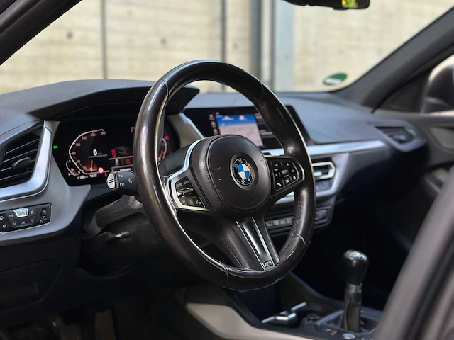 Bmw 116i business edition 109pk 2021 1-serie (origineel-nl), l-593-kd - afbeelding 17 van  64