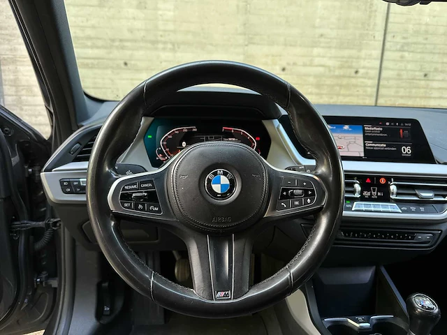 Bmw 116i business edition 109pk 2021 1-serie (origineel-nl), l-593-kd - afbeelding 18 van  64