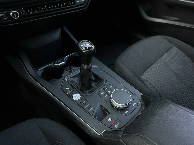 Bmw 116i business edition 109pk 2021 1-serie (origineel-nl), l-593-kd - afbeelding 27 van  64
