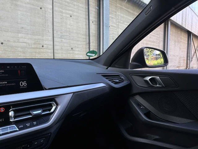 Bmw 116i business edition 109pk 2021 1-serie (origineel-nl), l-593-kd - afbeelding 29 van  64