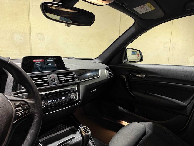 Bmw 116i edition sport line shadow executive 109pk 2018 (origineel-nl) 1-serie, rl-823-r - afbeelding 14 van  48