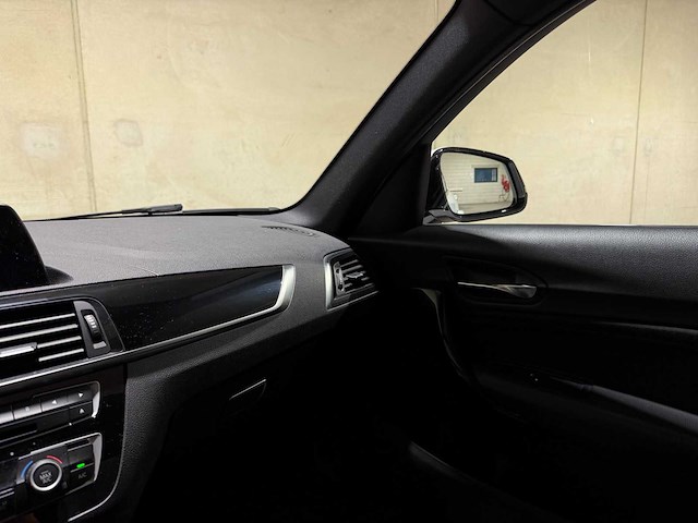 Bmw 116i edition sport line shadow executive 109pk 2018 (origineel-nl) 1-serie, rl-823-r - afbeelding 24 van  48