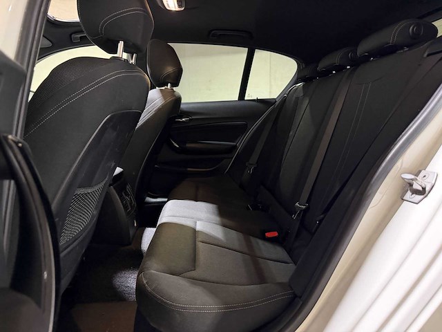Bmw 116i edition sport line shadow executive 109pk 2018 (origineel-nl) 1-serie, rl-823-r - afbeelding 28 van  48