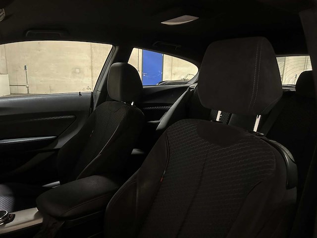 Bmw 116i executive m-sport 136pk 2015 (origineel-nl) 1-serie, 6-zgf-18 - afbeelding 24 van  45