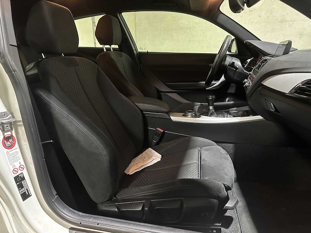 Bmw 116i executive m-sport 136pk 2015 (origineel-nl) 1-serie, 6-zgf-18 - afbeelding 44 van  45
