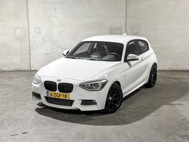 Bmw 116i executive m-sport 136pk 2015 (origineel-nl) 1-serie, 6-zgf-18 - afbeelding 23 van  45