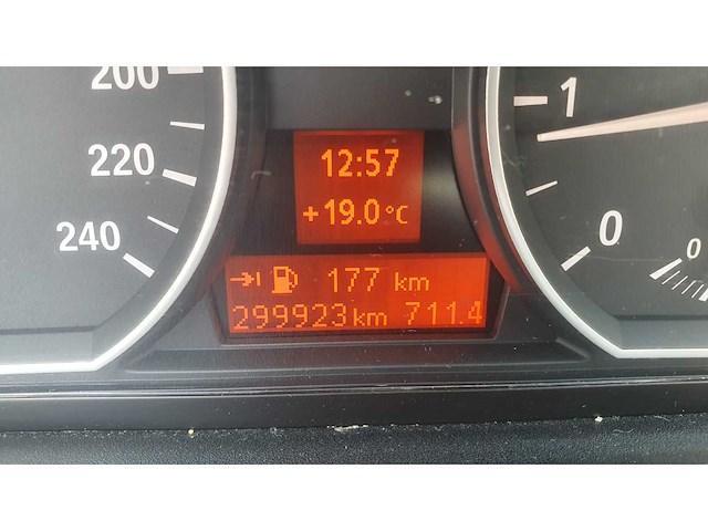 Bmw 116i high executive, 19-xb-js - afbeelding 8 van  16