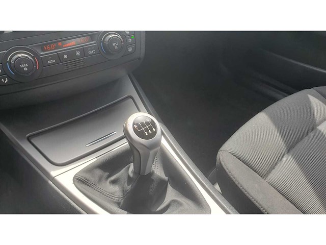 Bmw 116i high executive, 19-xb-js - afbeelding 14 van  16