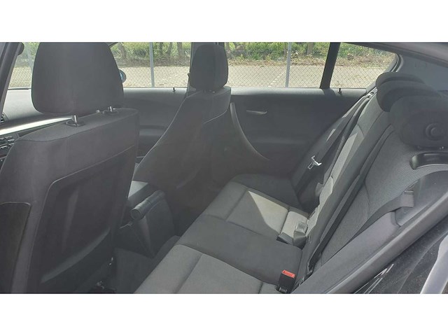 Bmw 116i high executive, 19-xb-js - afbeelding 15 van  16