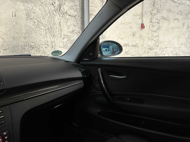 Bmw 118i 1-serie 143pk 2008, l-668-xd - afbeelding 21 van  38