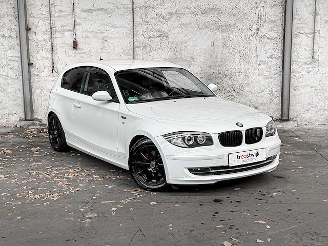 Bmw 118i 1-serie 143pk 2008, l-668-xd - afbeelding 36 van  38