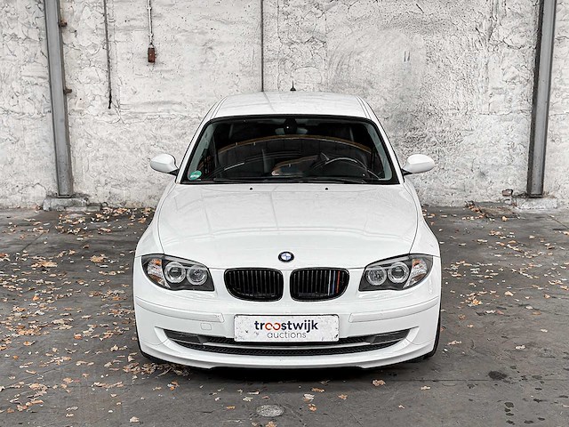 Bmw 118i 1-serie 143pk 2008, l-668-xd - afbeelding 34 van  38