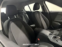 Bmw 118i 1-serie introduction edition 136pk 2023 (origineel-nl) 1-serie, t-409-kl - afbeelding 19 van  33