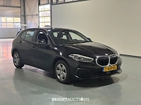 Bmw 118i 1-serie introduction edition 136pk 2023 (origineel-nl) 1-serie, t-409-kl - afbeelding 22 van  33
