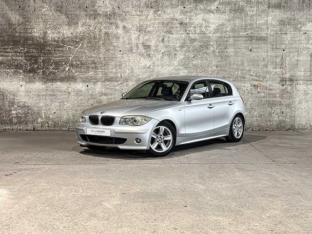 Bmw 118i 129pk 2006 1-serie (origineel-nl), 56-sk-gg - afbeelding 1 van  28