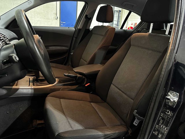 Bmw 118i business line 129pk 2007 1-serie (origineel-nl) automaat, 84-ts-kh - afbeelding 13 van  30