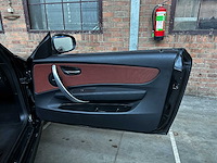 Bmw 118i cabrio high executive 1-serie 143pk 2011, l-752-xs - afbeelding 16 van  25