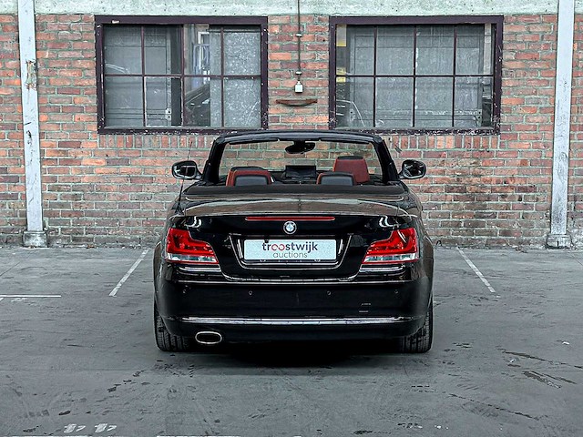 Bmw 118i cabrio high executive 1-serie 143pk 2011, l-752-xs - afbeelding 23 van  38