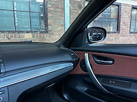 Bmw 118i cabrio high executive 1-serie 143pk 2011, l-752-xs - afbeelding 18 van  39
