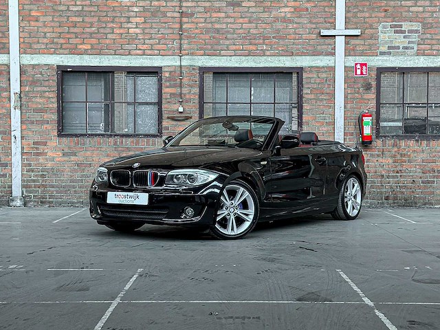 Bmw 118i cabrio high executive 1-serie 143pk 2011, l-752-xs - afbeelding 34 van  39