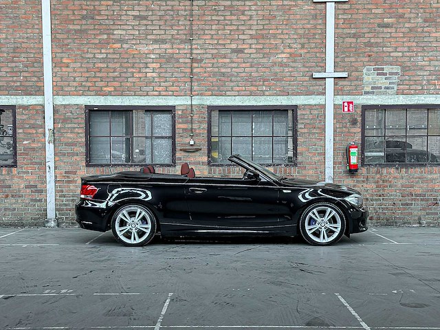 Bmw 118i cabrio high executive 1-serie 143pk 2011, l-752-xs - afbeelding 23 van  23