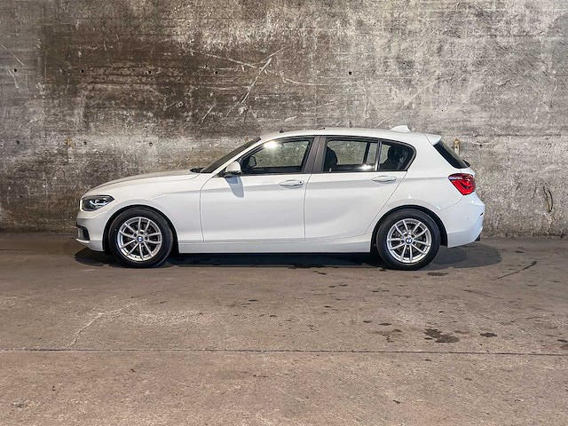 Bmw 118i corporate lease executive 1-serie 136pk 2017 (origineel-nl) automaat, pt-576-p - afbeelding 17 van  42
